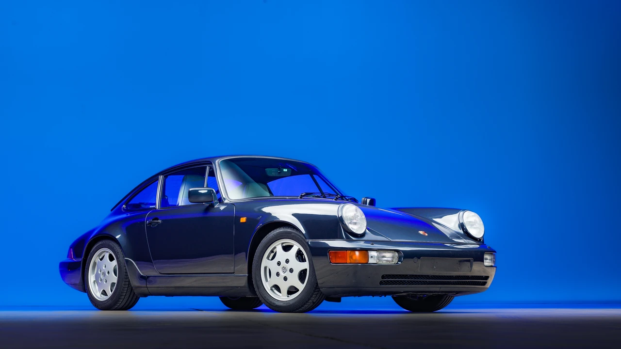 1990 Porsche 964 Carrera 4 - Image 11 of 31