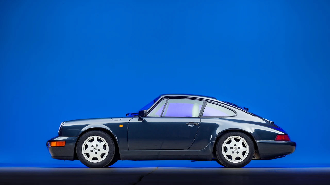 1990 Porsche 964 Carrera 4 - Image 4 of 31