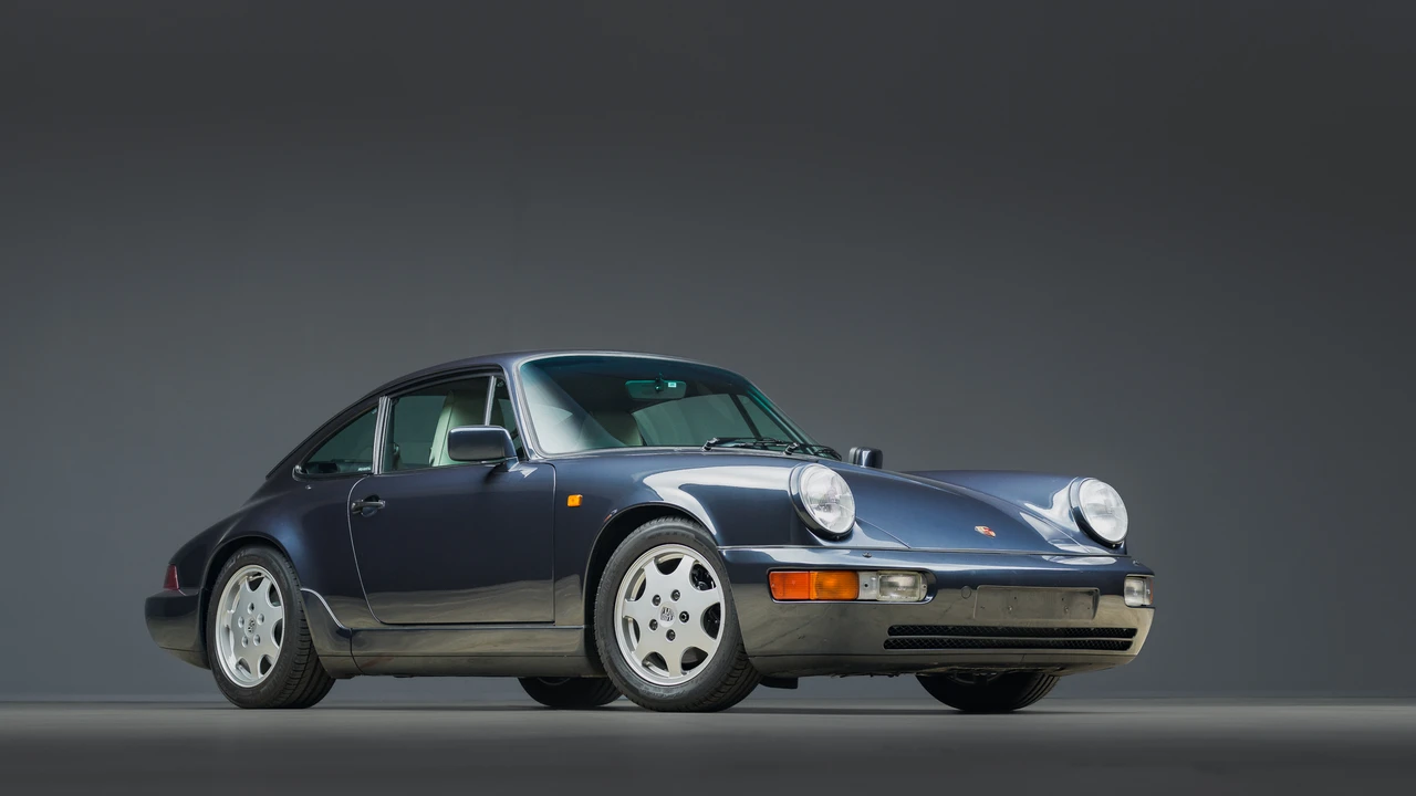 1990 Porsche 964 Carrera 4 - Image 24 of 31