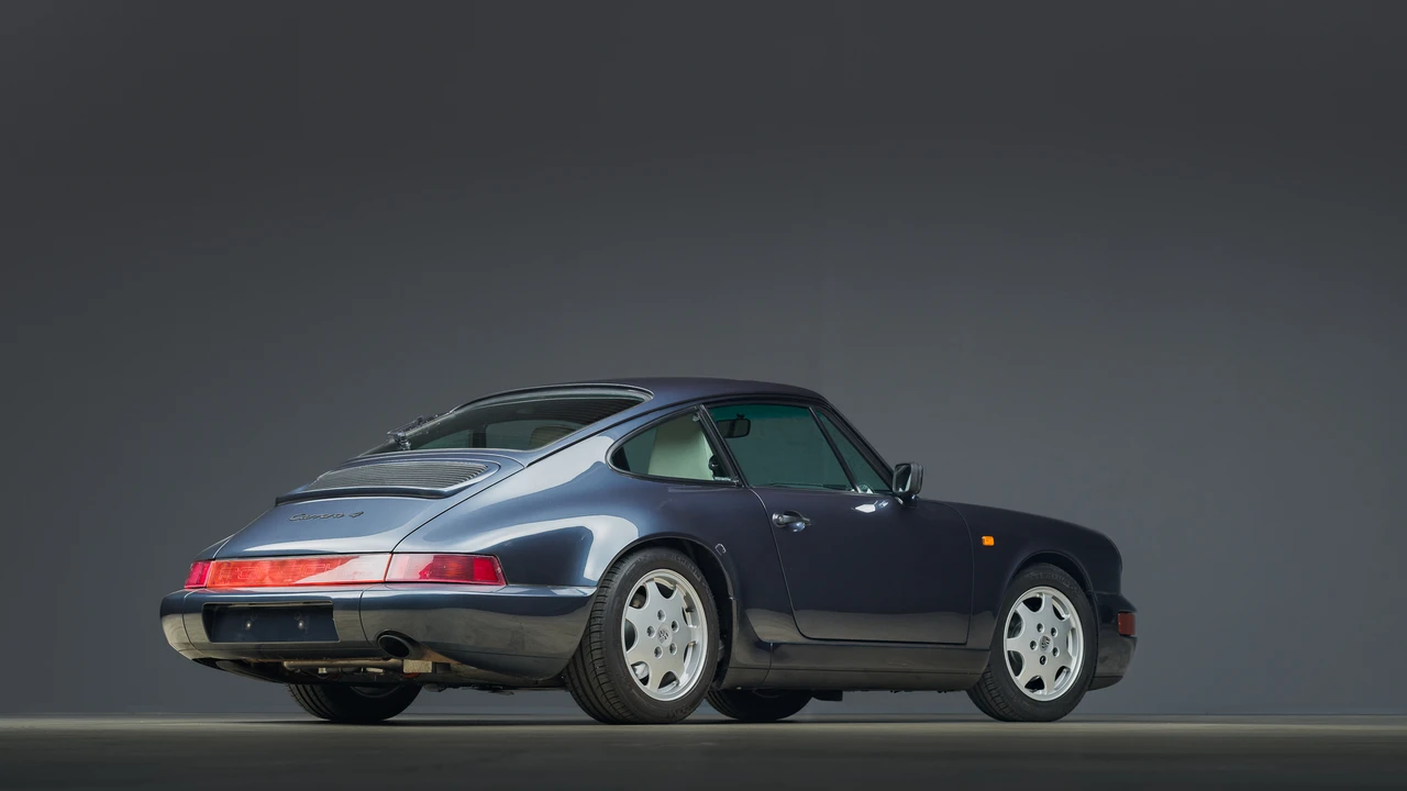1990 Porsche 964 Carrera 4 - Image 22 of 31