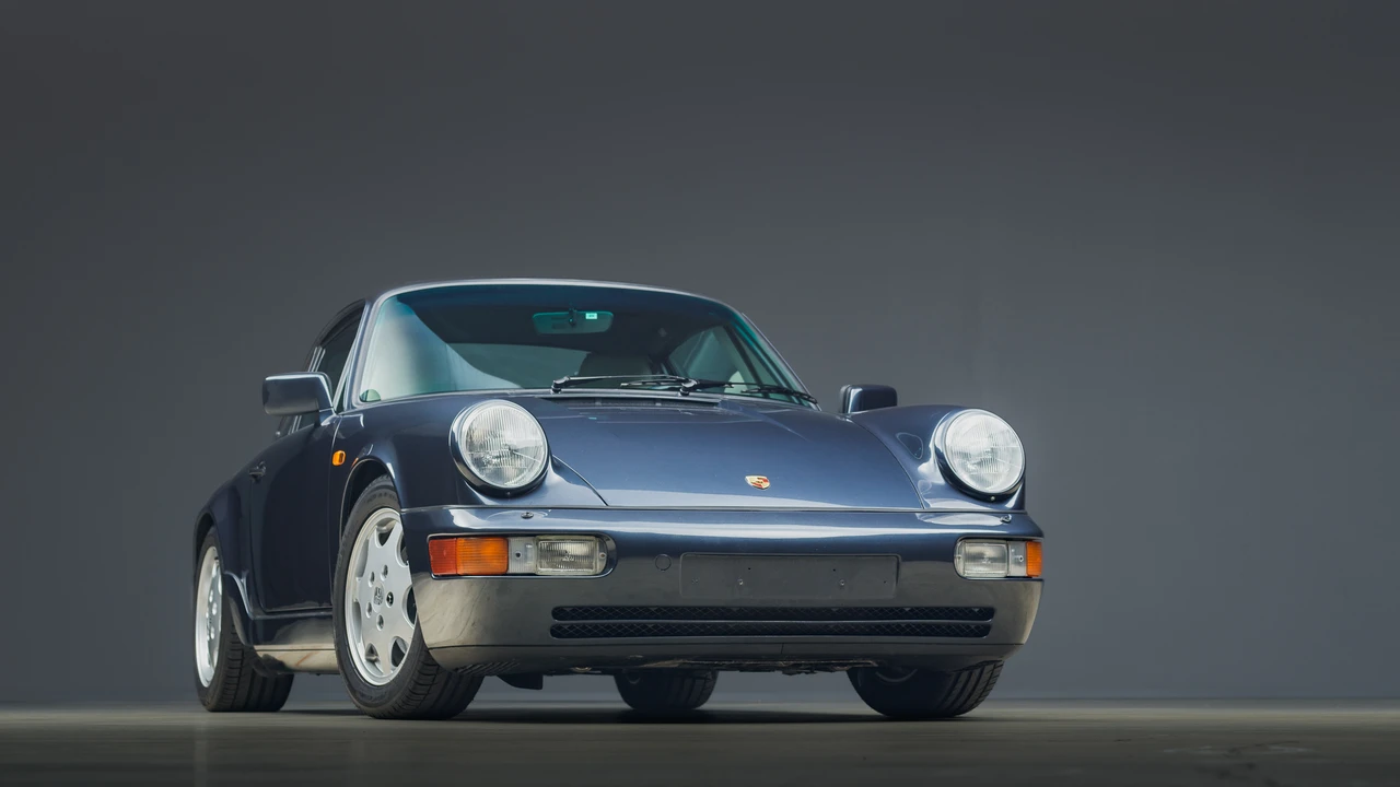 1990 Porsche 964 Carrera 4 - Image 25 of 31
