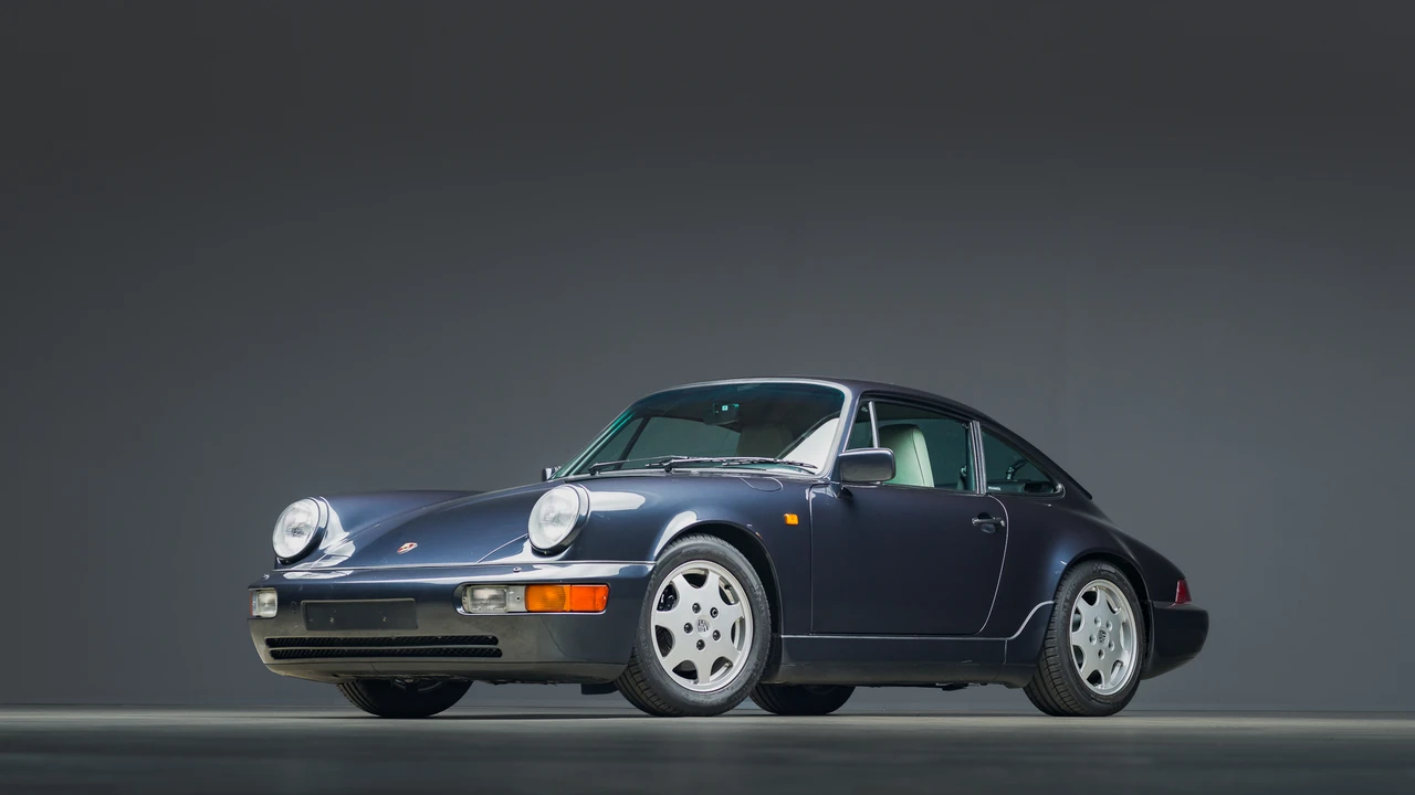 1990 Porsche 964 Carrera 4 - Image 15 of 31