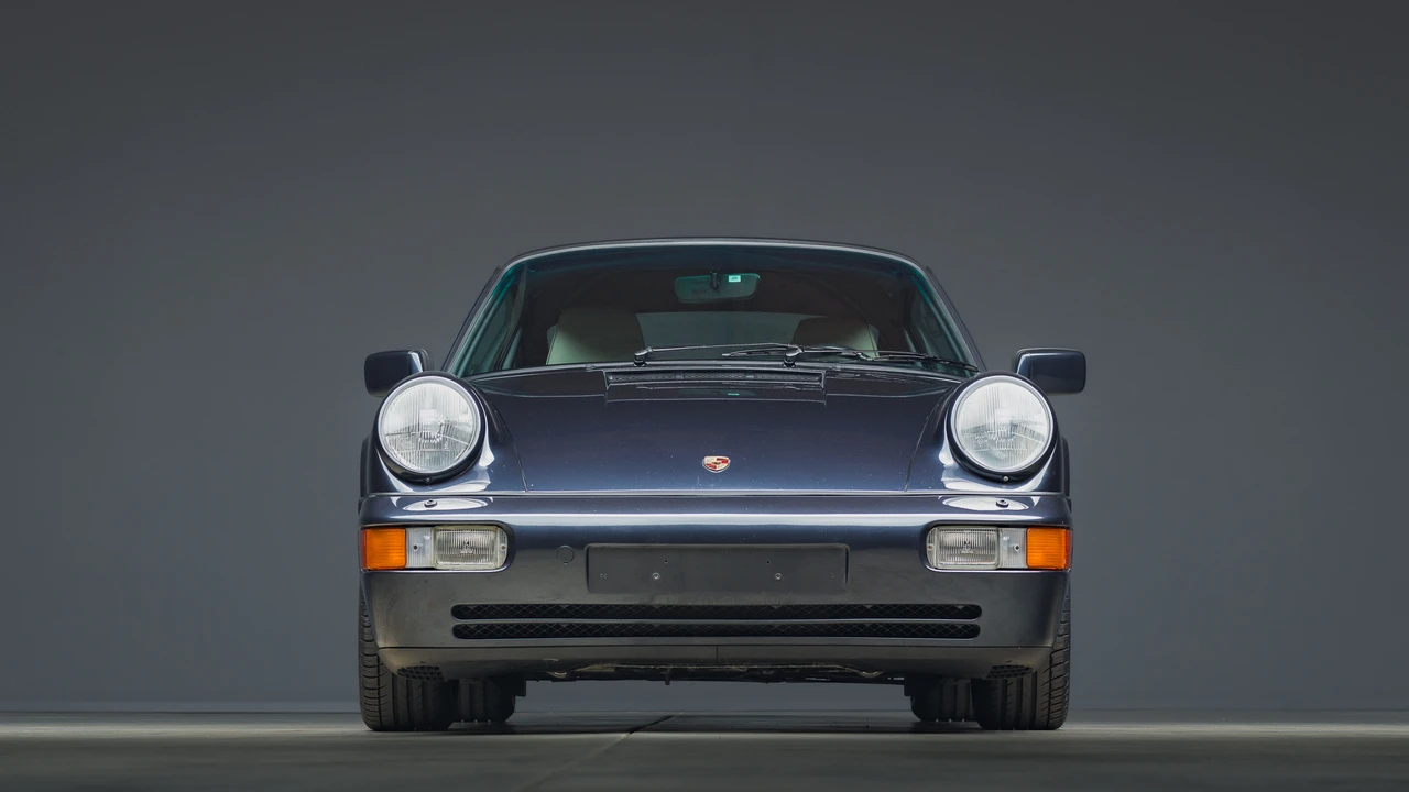 1990 Porsche 964 Carrera 4 - Image 27 of 31