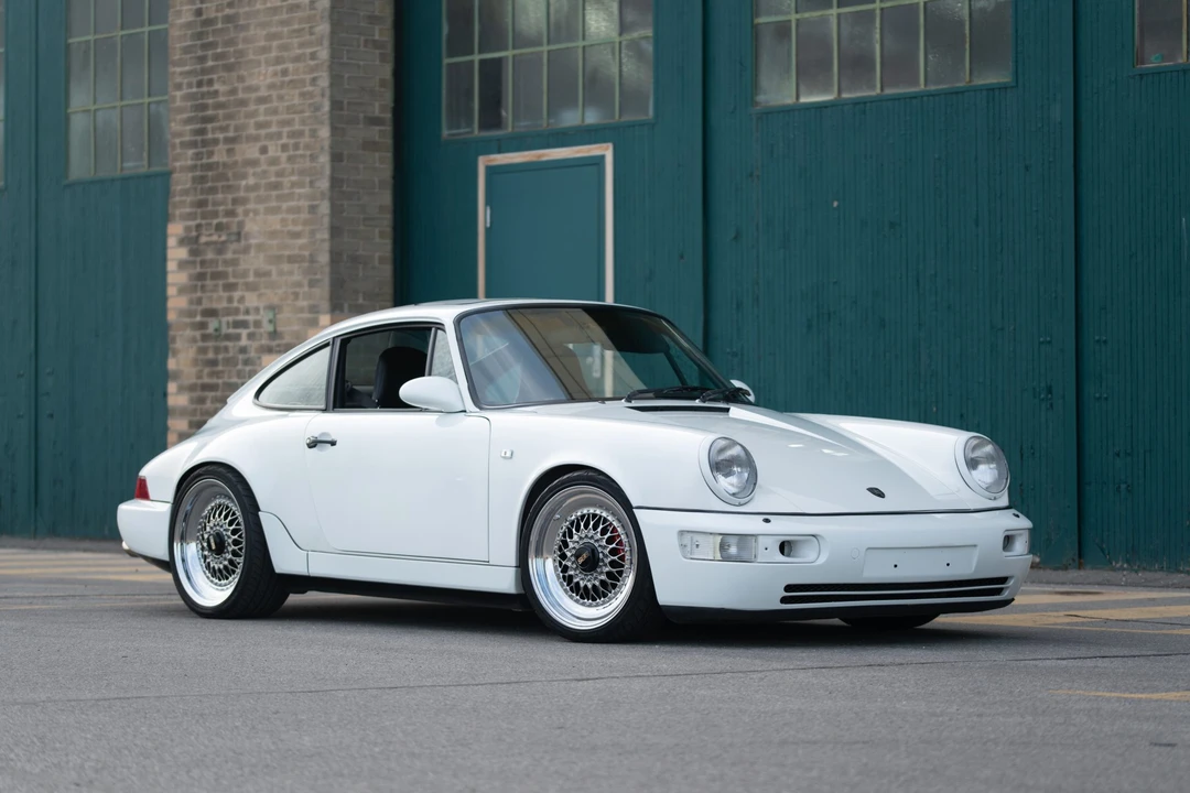 1990 Porsche 964 Carrera 4 - Image 10 of 31