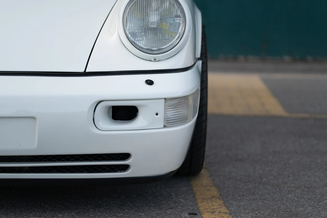 1990 Porsche 964 Carrera 4 - Image 17 of 31