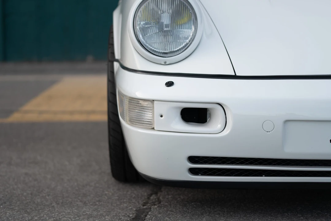 1990 Porsche 964 Carrera 4 - Image 16 of 31