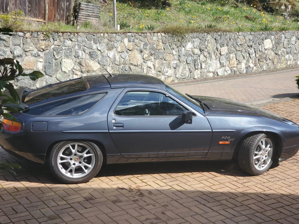 1990 Porsche 928 GT - Image 7 of 31