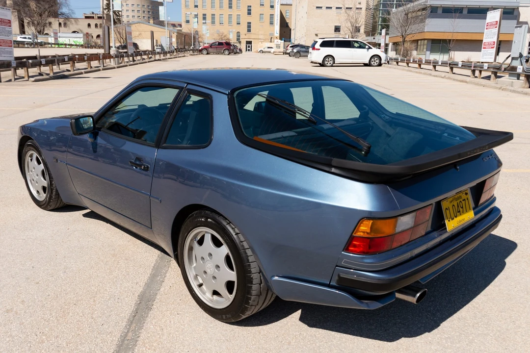 1990 Porsche 944 S2 - Image 15 of 31
