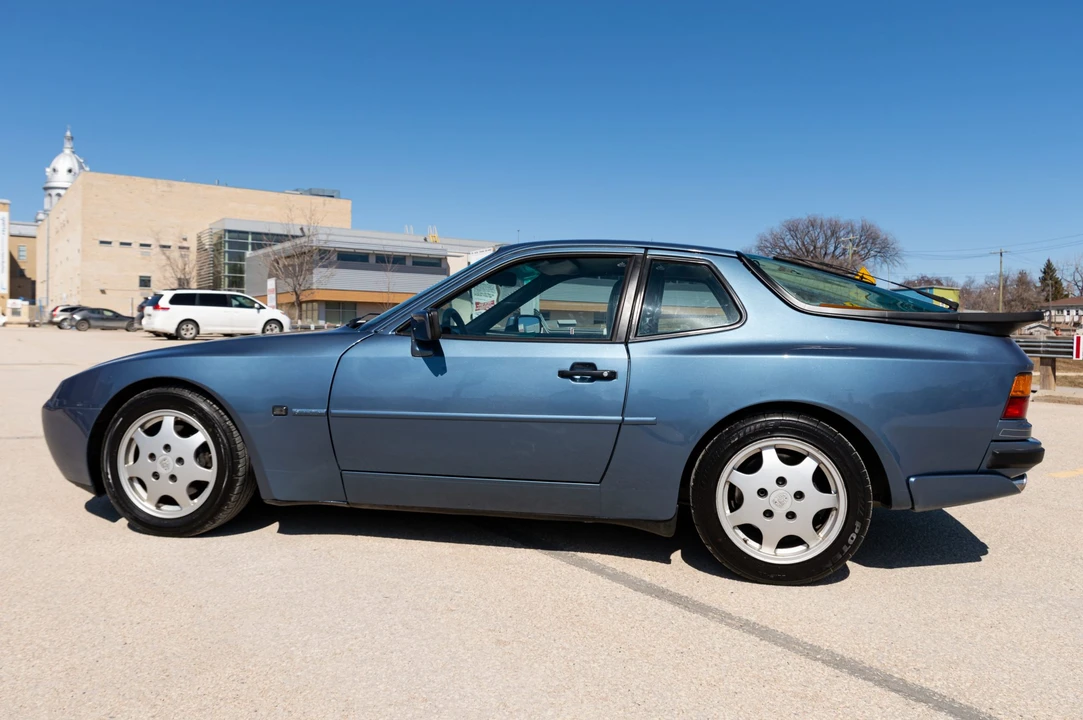 1990 Porsche 944 S2 - Image 16 of 31