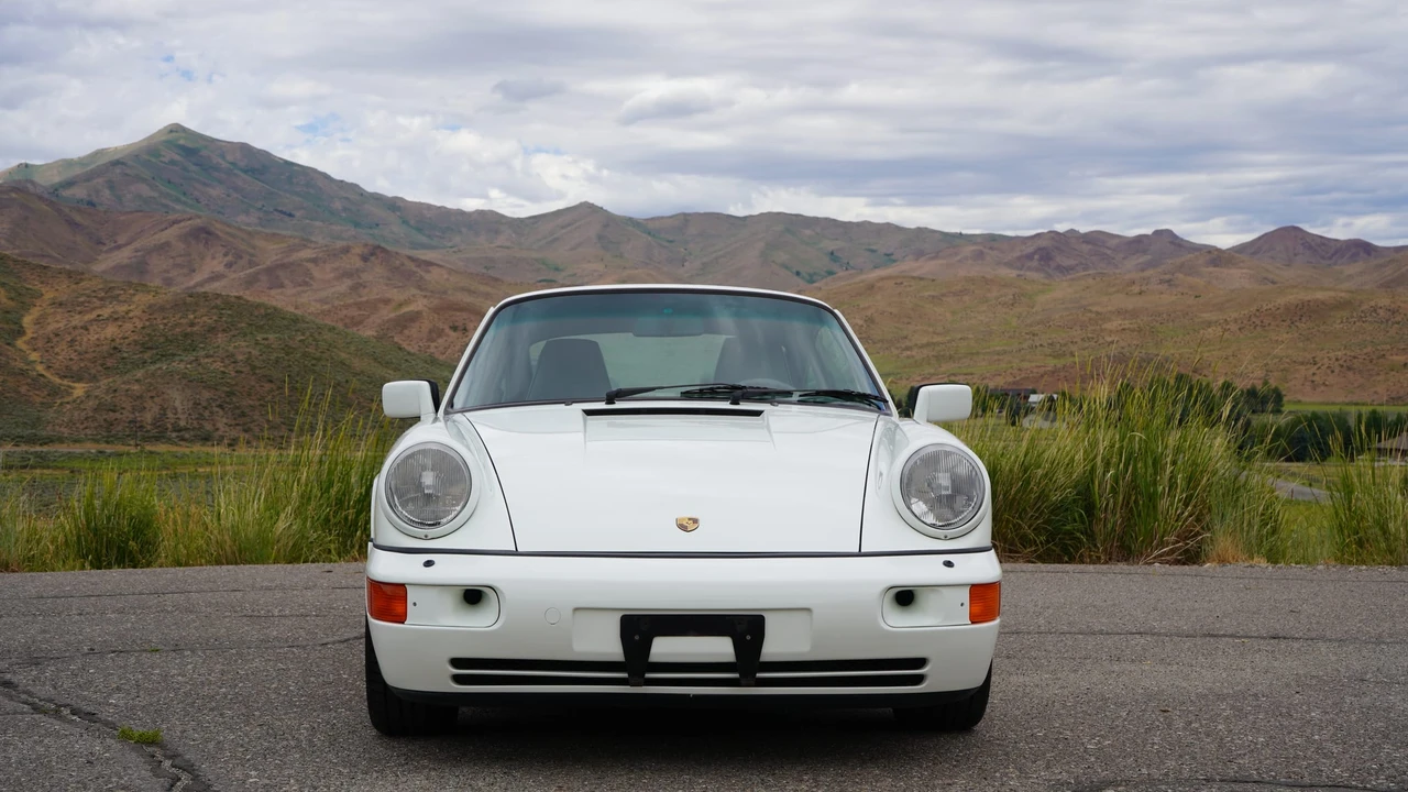 1991 Porsche 964 Carrera 4 - Image 20 of 31
