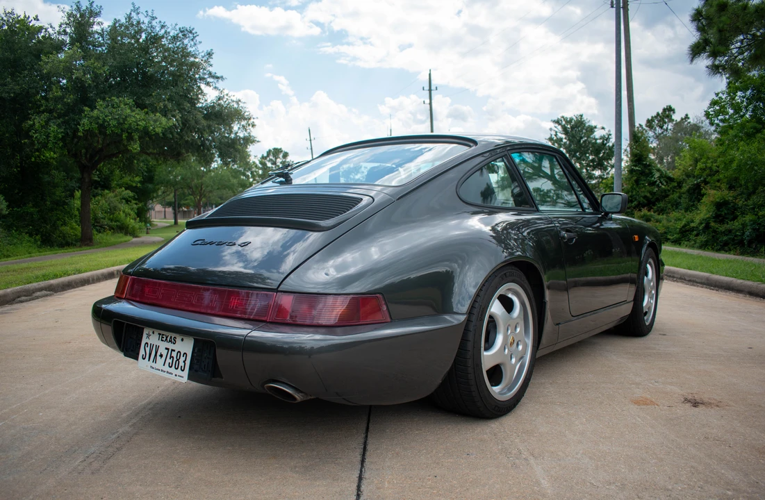 1991 Porsche 964 Carrera 4 - Image 6 of 31