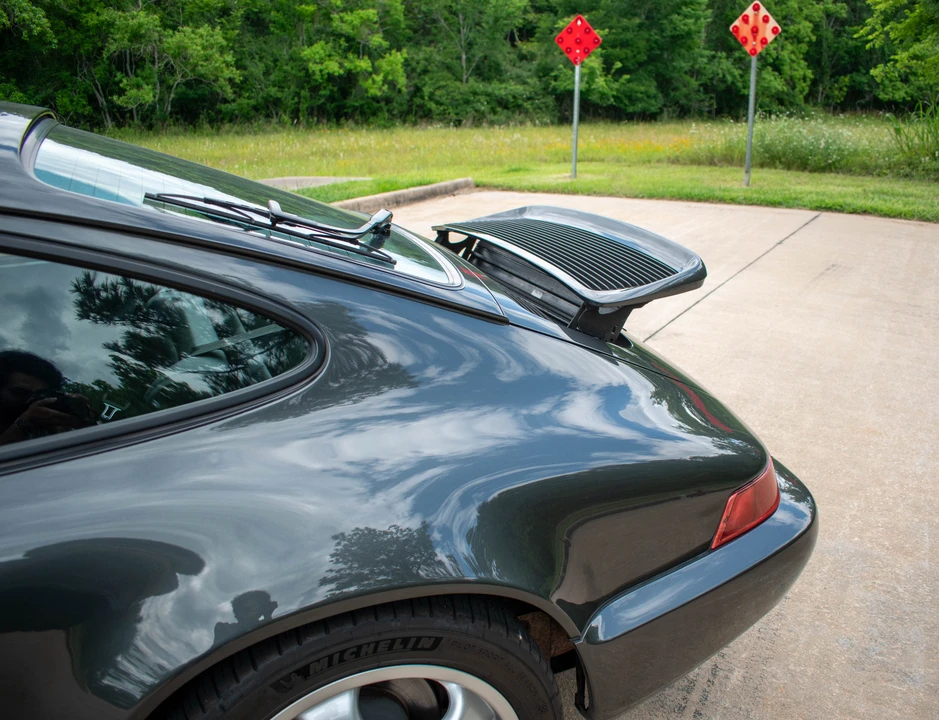 1991 Porsche 964 Carrera 4 - Image 20 of 31