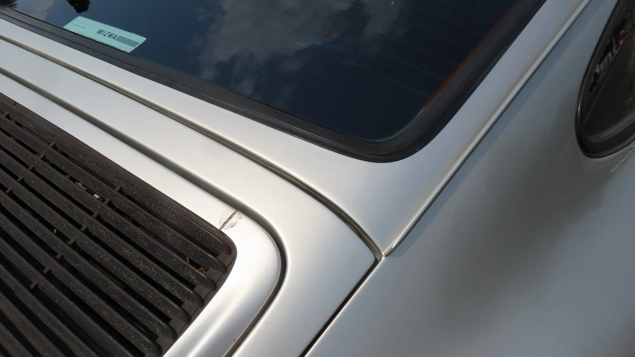 1992 Porsche 964 Carrera - Image 29 of 31