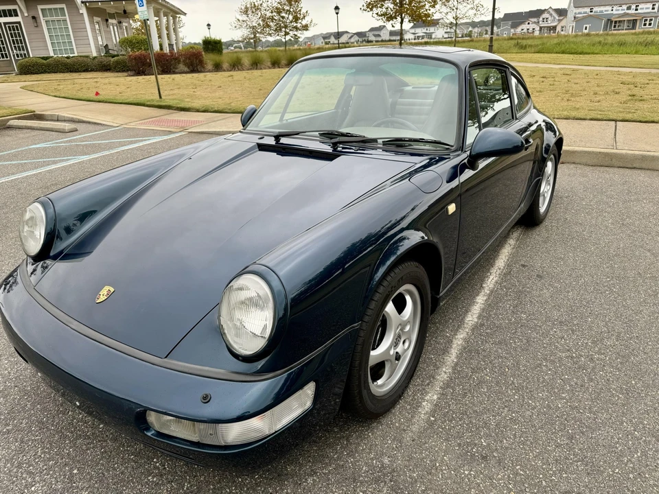1992 Porsche 964 Carrera 4 - Image 10 of 31