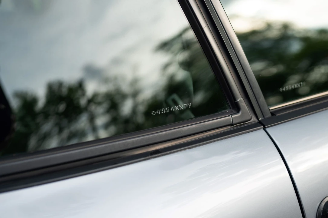 1992 Porsche 964 Turbo - Image 29 of 31