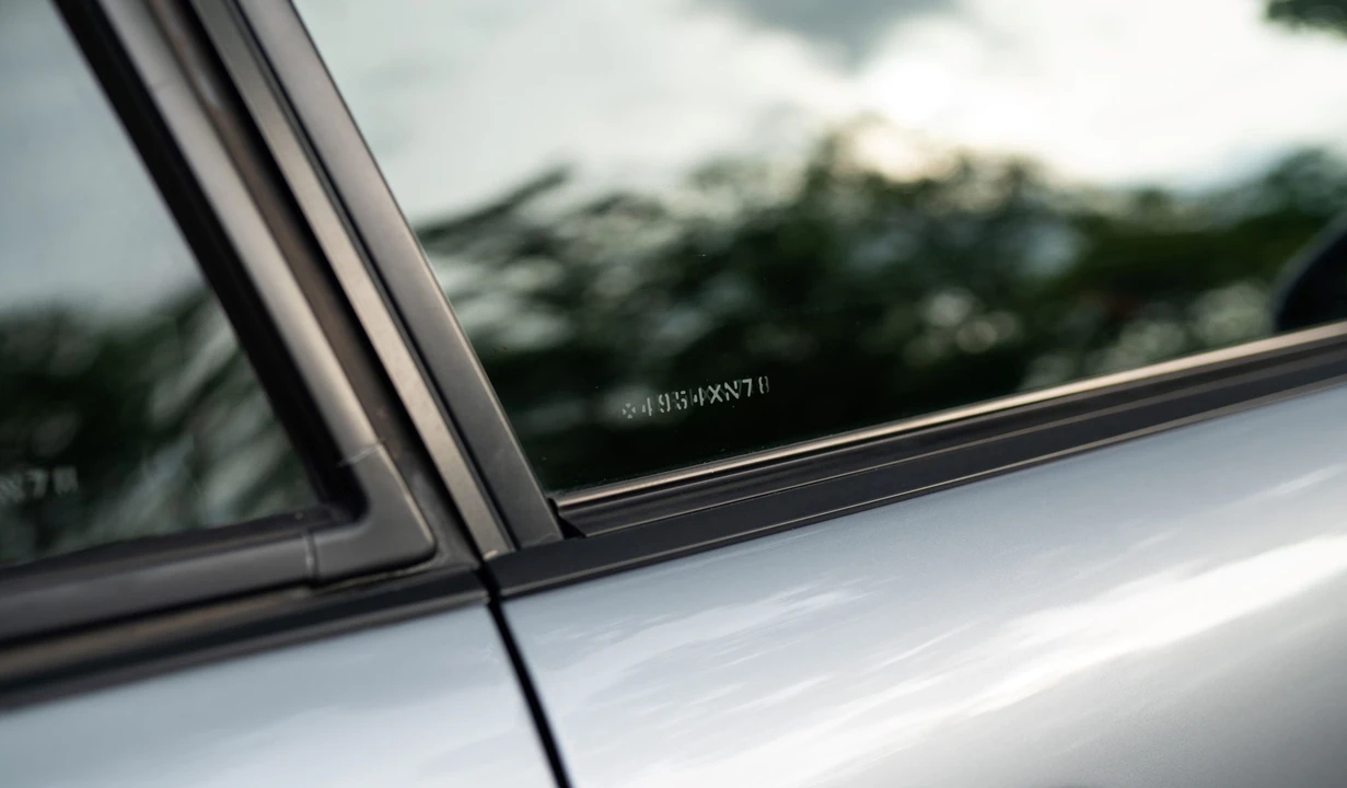 1992 Porsche 964 Turbo - Image 28 of 31