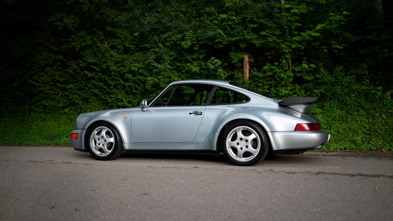 1992 Porsche 964 Turbo - Image 11 of 31