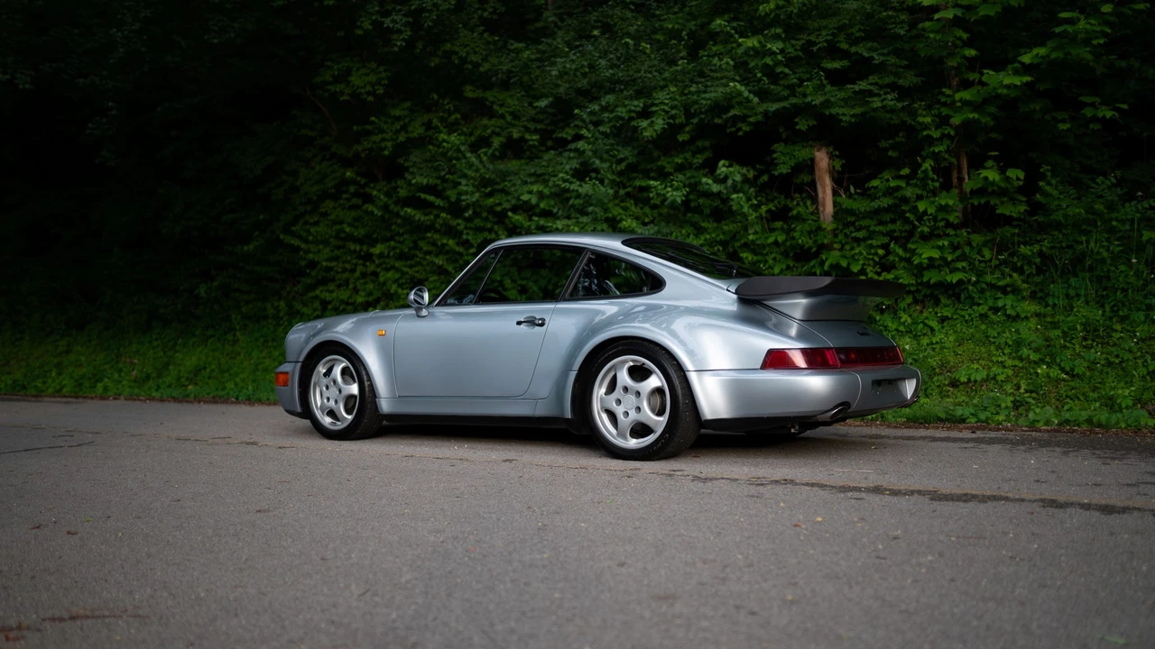 1992 Porsche 964 Turbo - Image 10 of 31