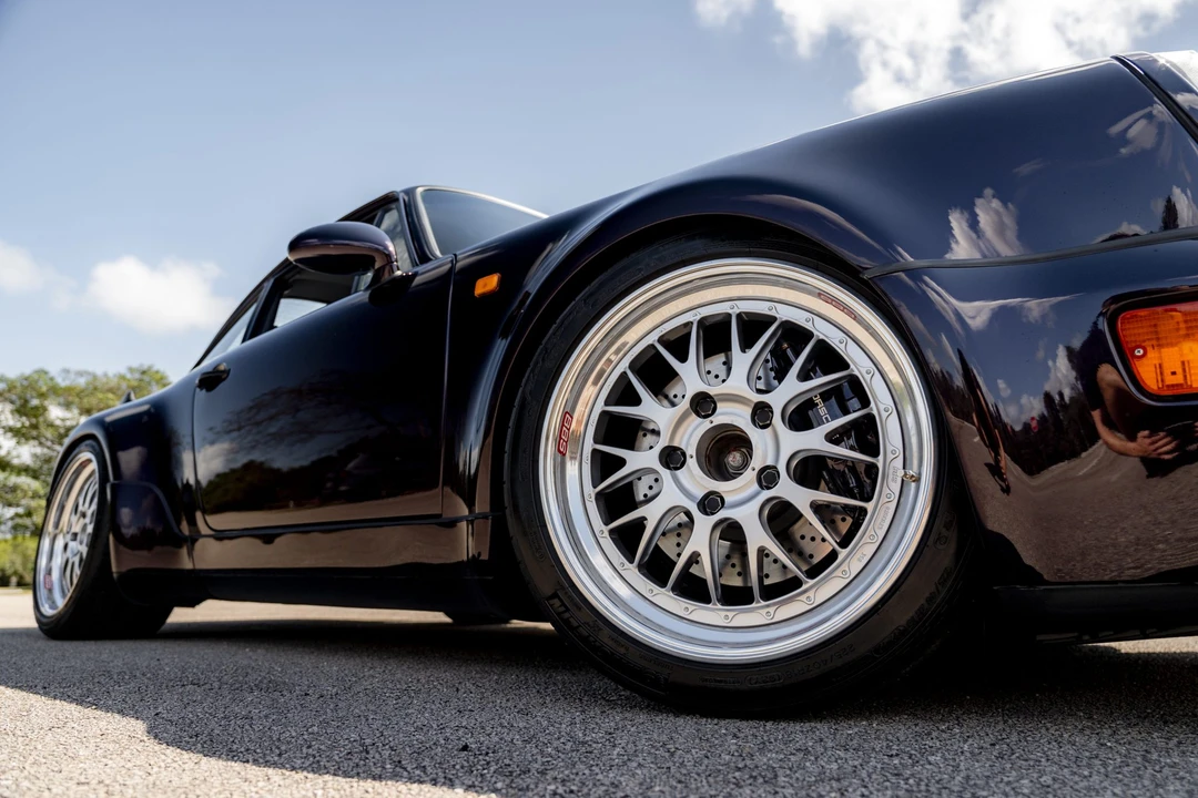 1992 Porsche 964 Turbo - Image 28 of 31