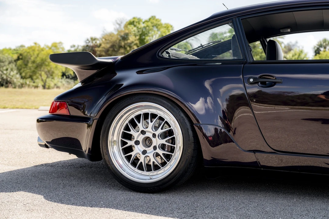1992 Porsche 964 Turbo - Image 24 of 31