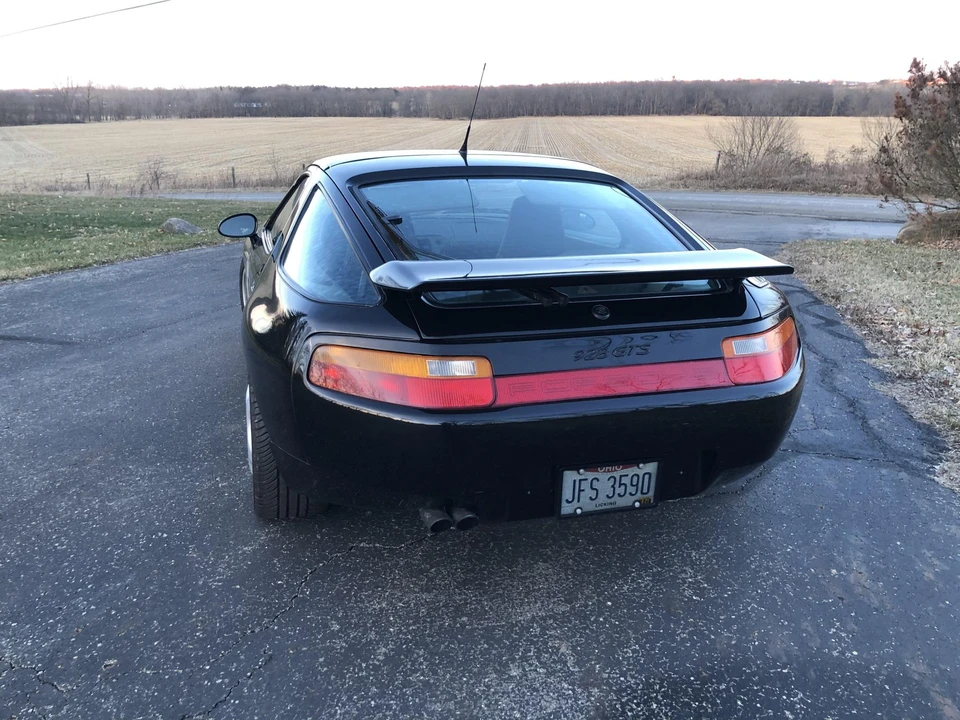 1992 Porsche 928 GTS - Image 9 of 31