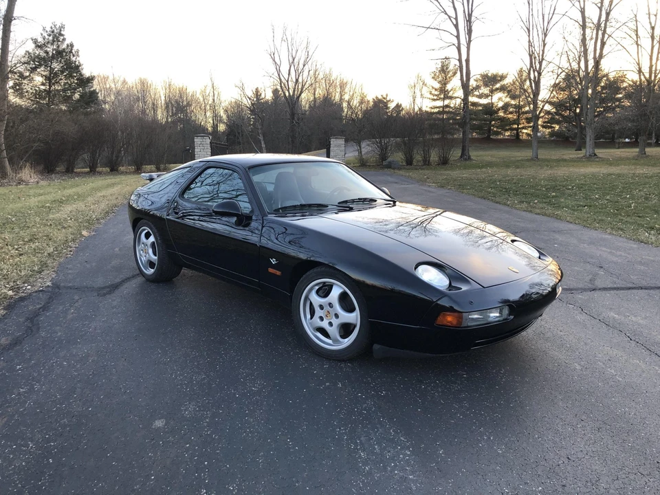 1992 Porsche 928 GTS - Image 17 of 31