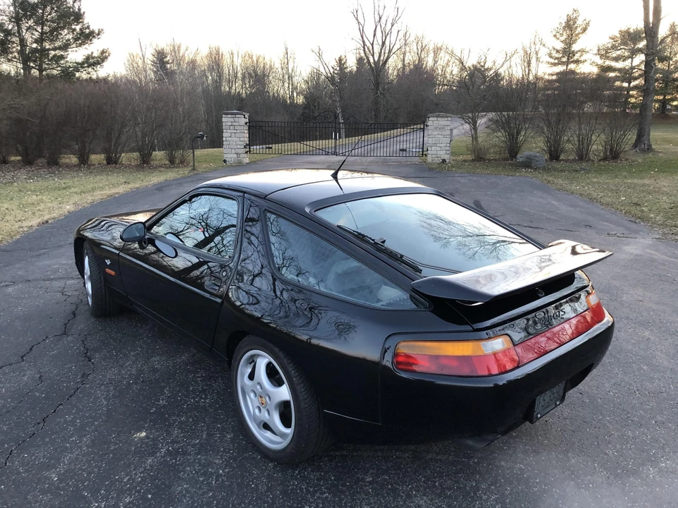 1992 Porsche 928 GTS - Image 6 of 31