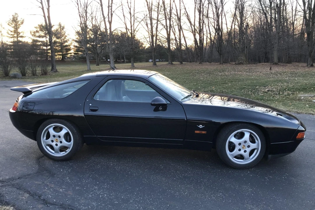 1992 Porsche 928 GTS - Image 16 of 31