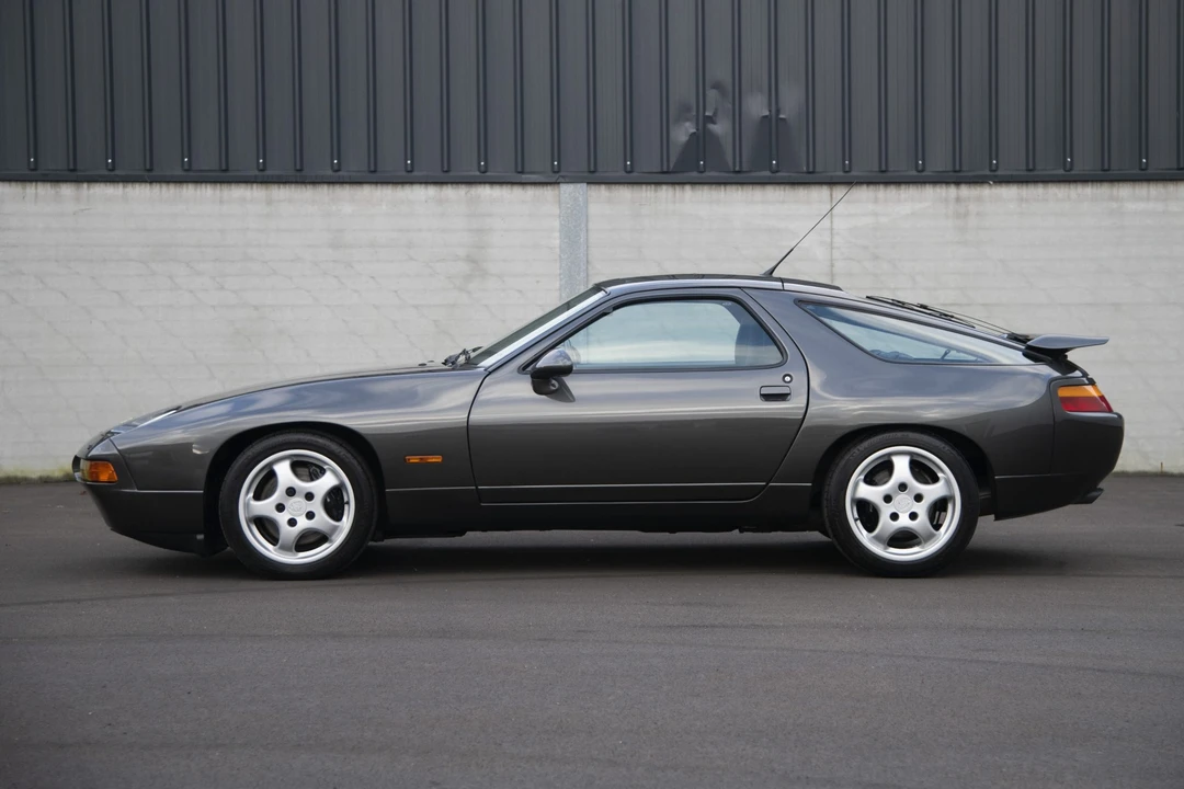 1992 Porsche 928 GTS - Image 11 of 31