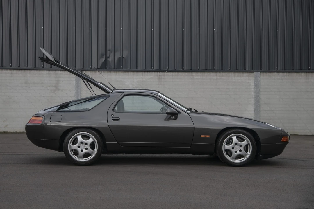 1992 Porsche 928 GTS - Image 12 of 31