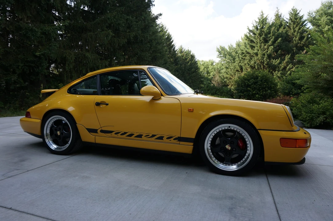 1993 Porsche 964 Carrera 4 - Image 2 of 31