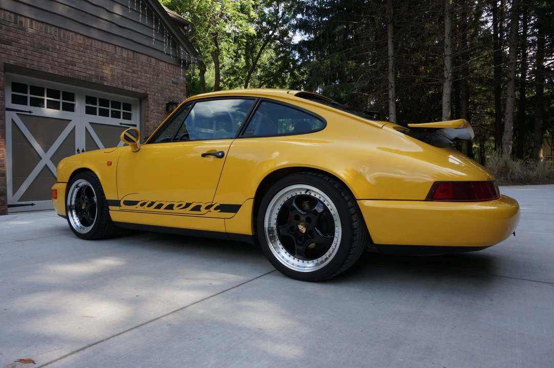 1993 Porsche 964 Carrera 4 - Image 27 of 31