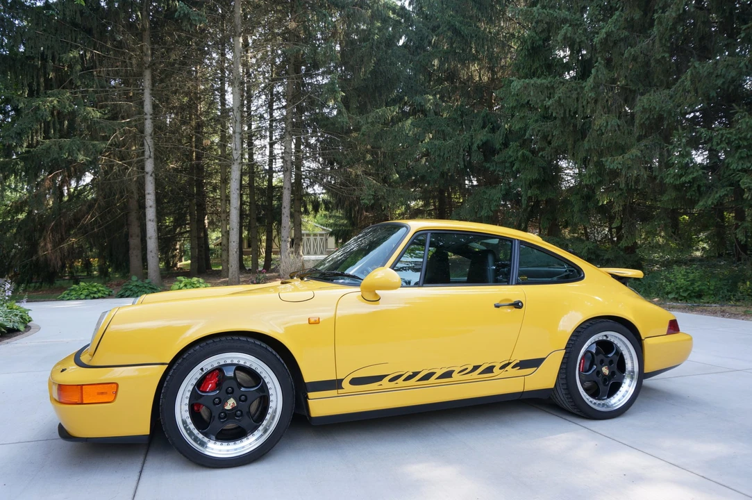 1993 Porsche 964 Carrera 4 - Image 24 of 31