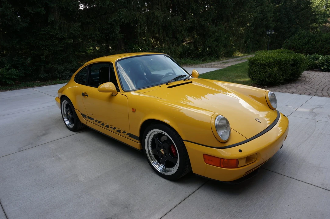 1993 Porsche 964 Carrera 4 - Image 9 of 31