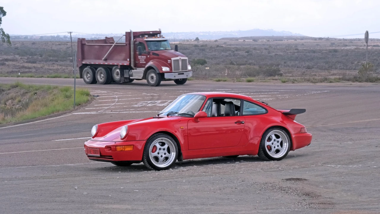 1993 Porsche 964 Turbo - Image 26 of 31