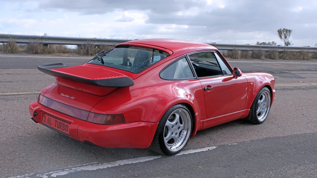 1993 Porsche 964 Turbo - Image 15 of 31