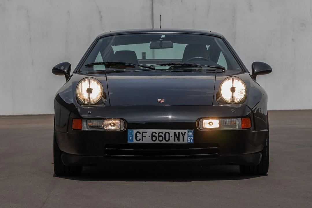 1993 Porsche 928 GTS - Image 12 of 31