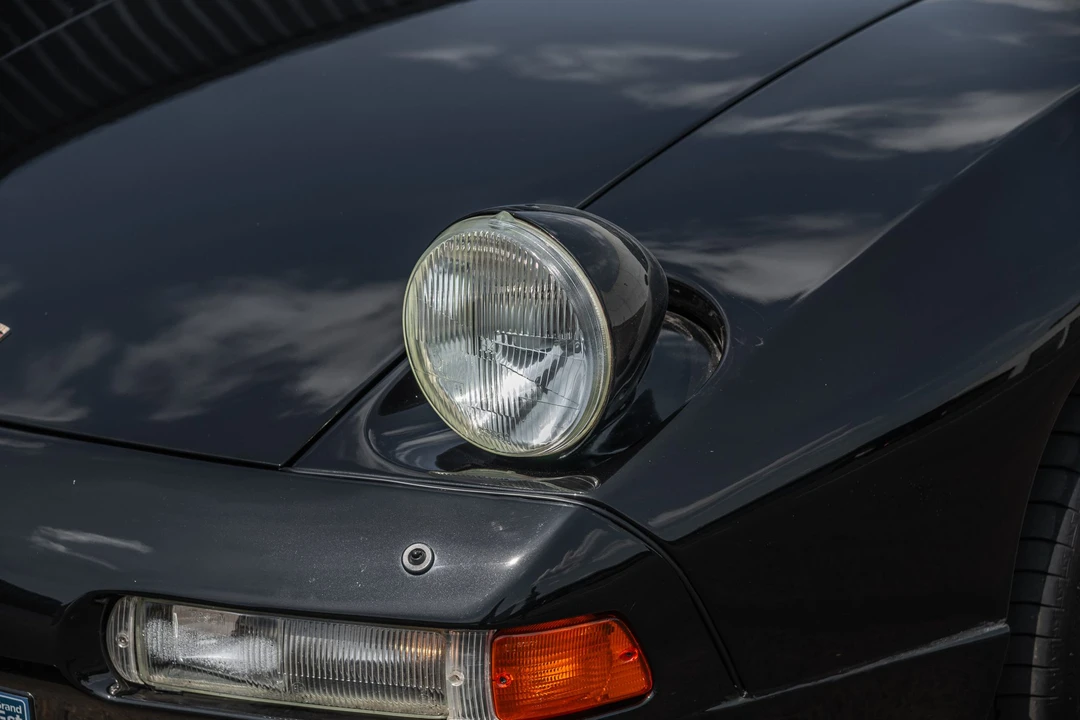 1993 Porsche 928 GTS - Image 16 of 31