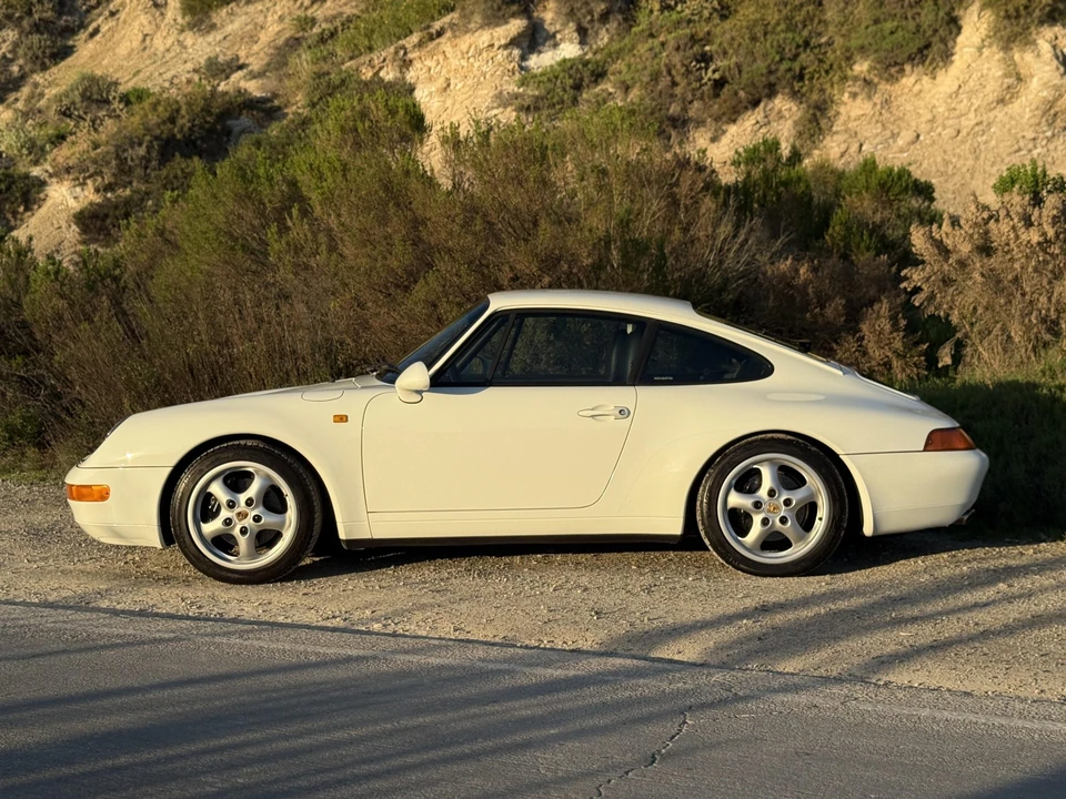 1994 Porsche 964 Carrera - Image 24 of 31