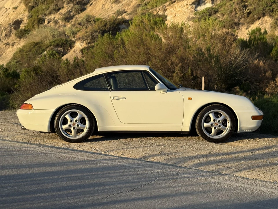 1994 Porsche 964 Carrera - Image 12 of 31