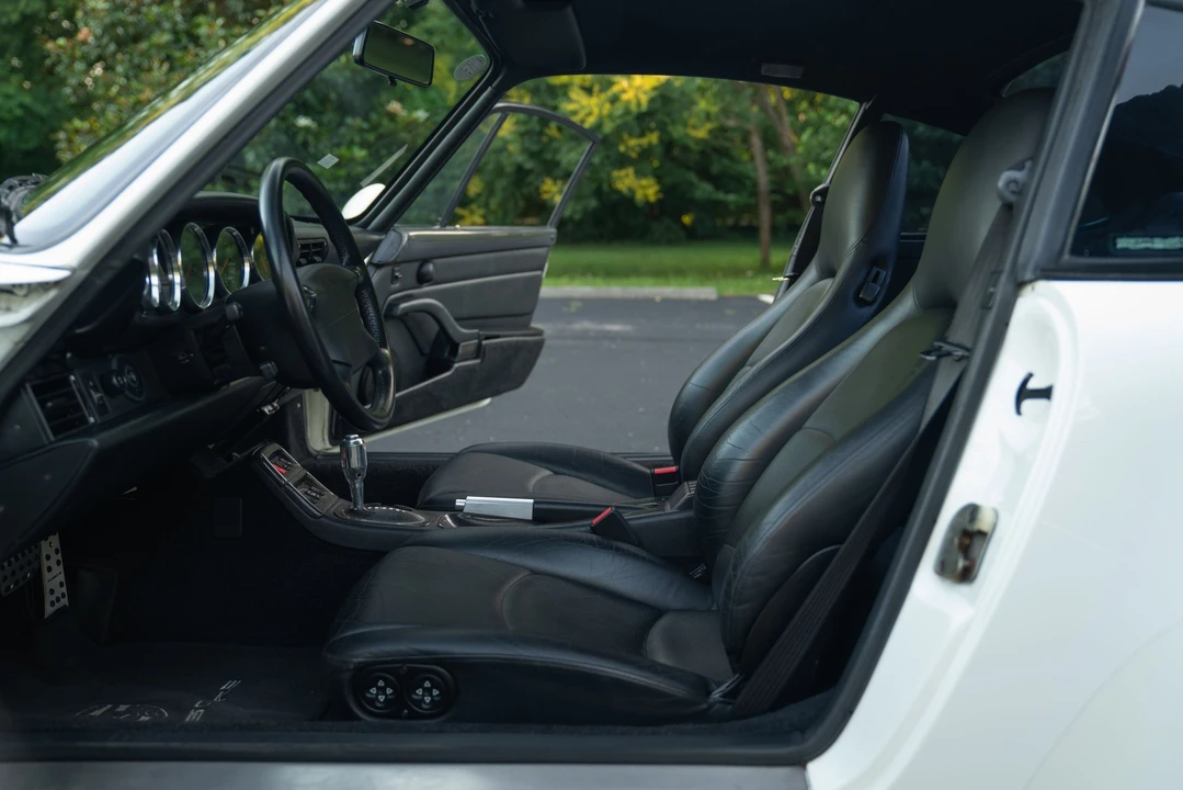 1995 Porsche 993 Carrera - Image 6 of 17
