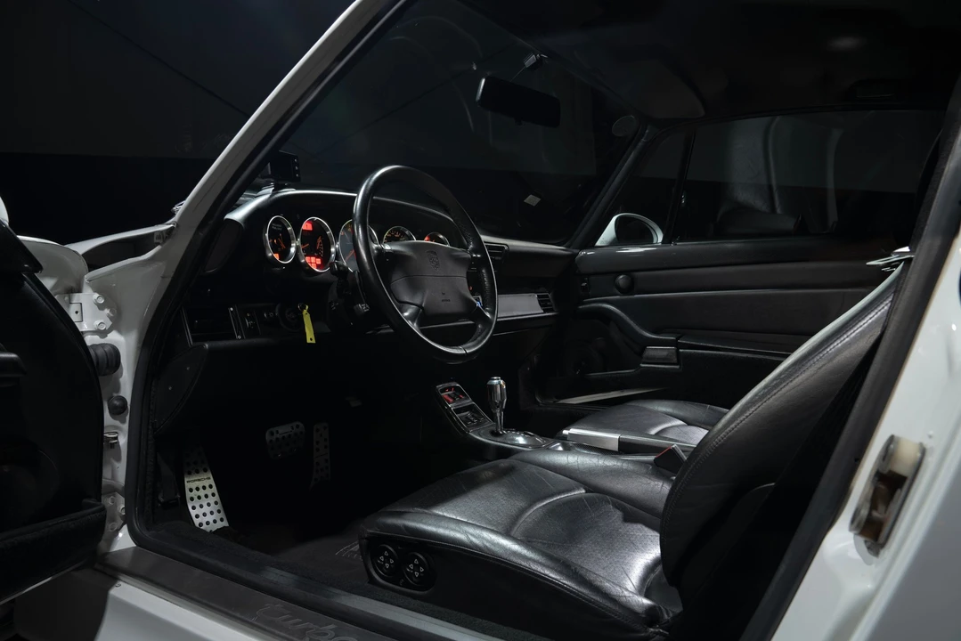 1995 Porsche 993 Carrera - Image 4 of 17