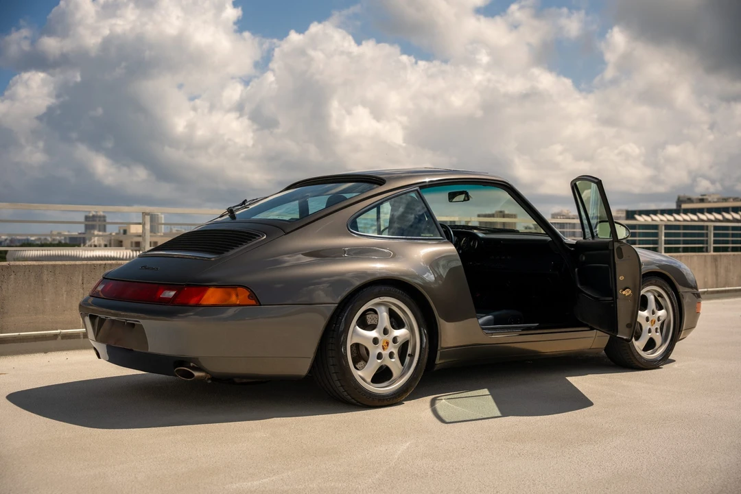 1995 Porsche 993 Carrera - Image 19 of 31