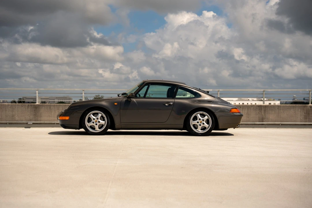 1995 Porsche 993 Carrera - Image 16 of 31