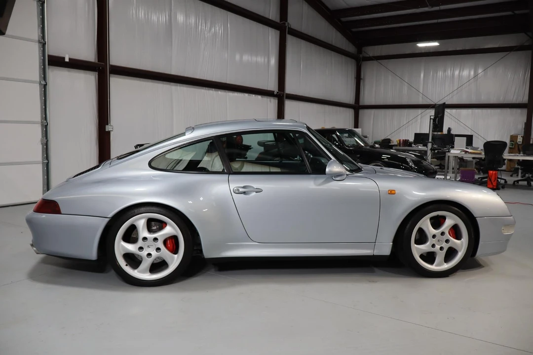 1996 Porsche 993 Carrera 4S - Image 14 of 31