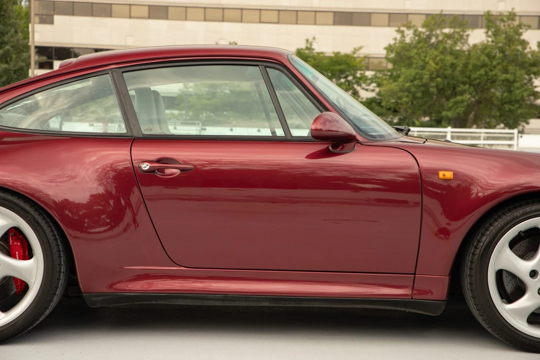 1996 Porsche 993 Carrera 4S - Image 22 of 31