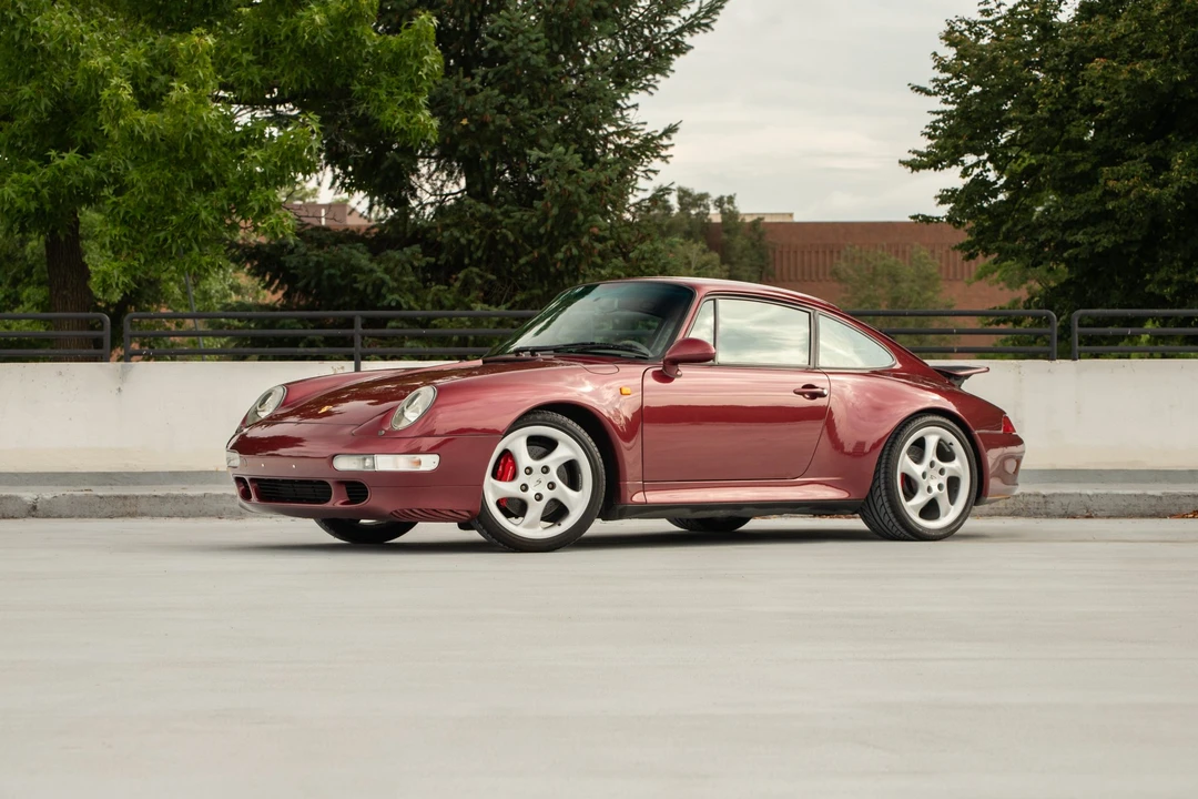 1996 Porsche 993 Carrera 4S - Image 4 of 31