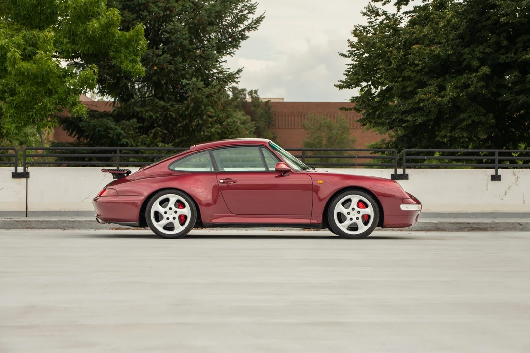 1996 Porsche 993 Carrera 4S - Image 9 of 31