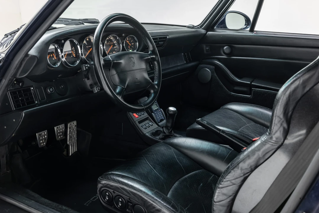 1997 Porsche 993 Carrera 4S - Image 28 of 31