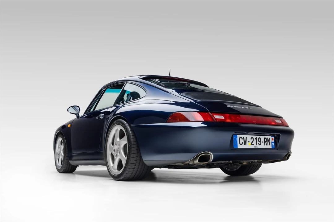 1997 Porsche 993 Carrera 4S - Image 11 of 31